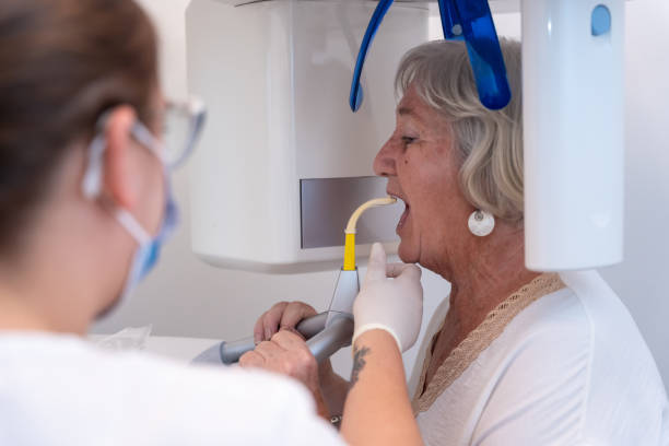 Best Emergency Gum Treatment in Hebbronville, TX